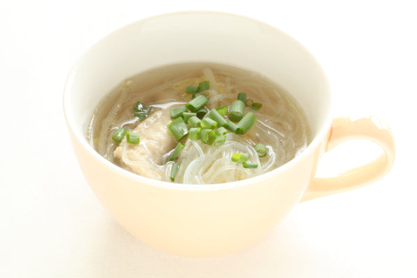 鶏肉とねぎの春雨スープ